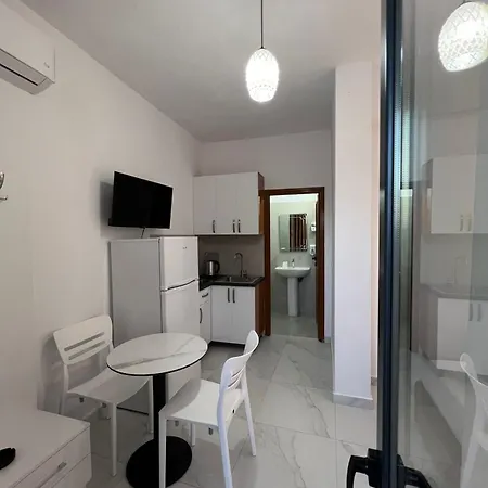 Dangolli House Apartment *