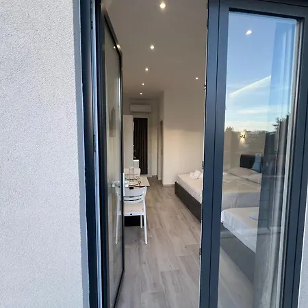 Dangolli House Vlorë