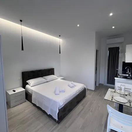 Appartement Dangolli House *