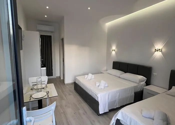 Dangolli House Daire Avlonya