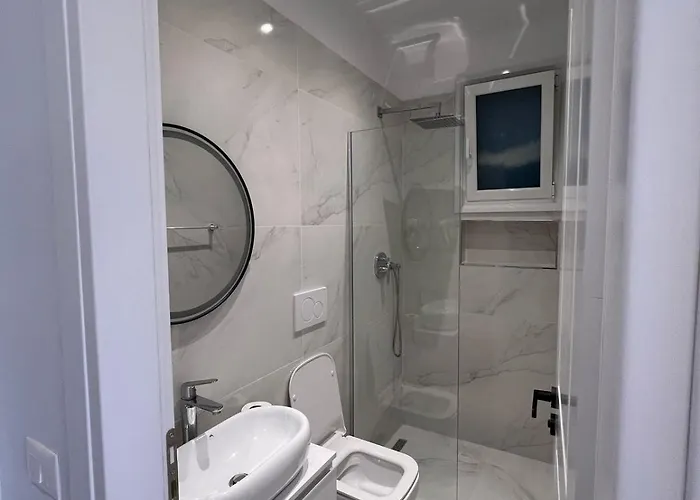 Daire Dangolli House *