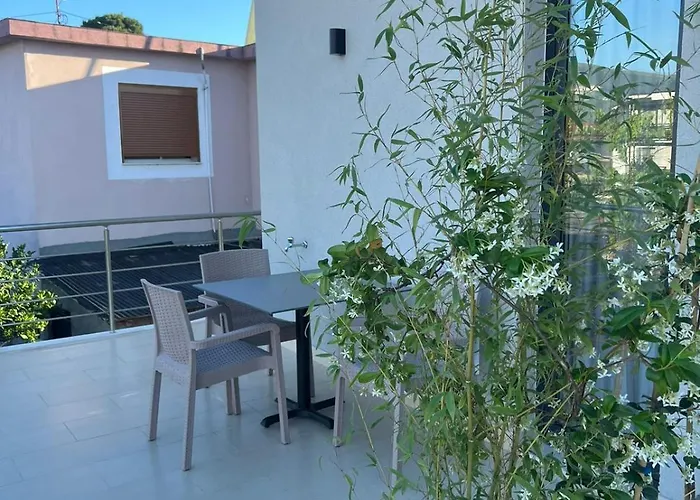 Dangolli House Daire Avlonya