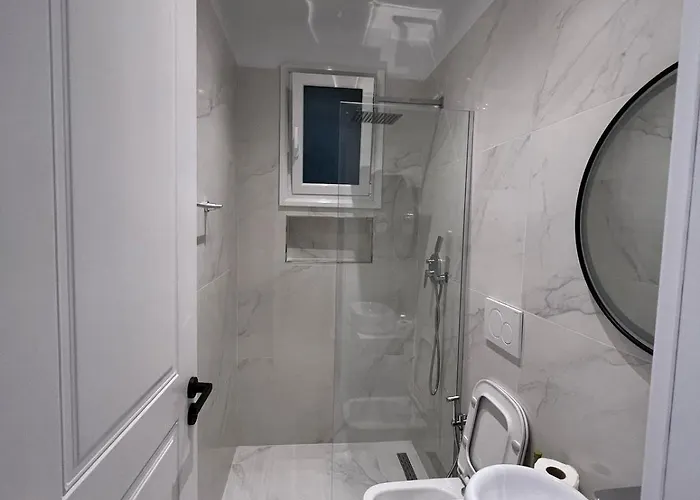 Dangolli House * Avlonya