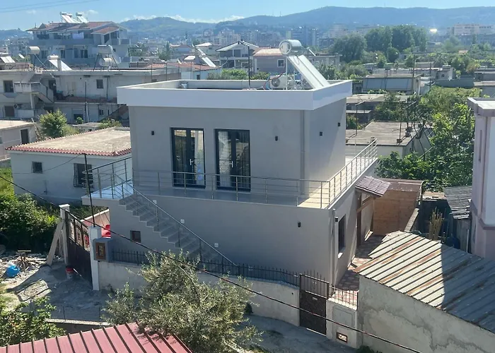 Dangolli House Daire Avlonya