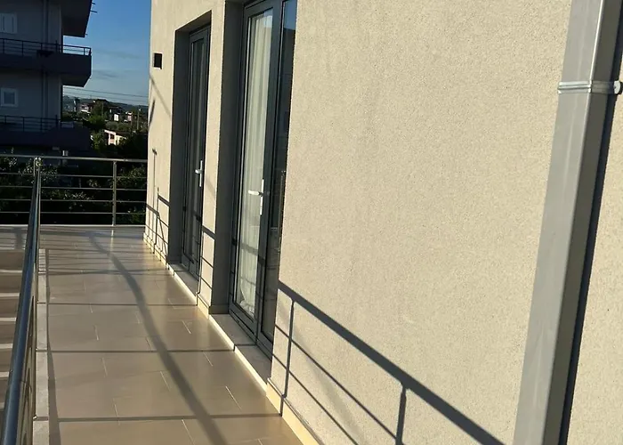 Apartment Dangolli House Vlorë
